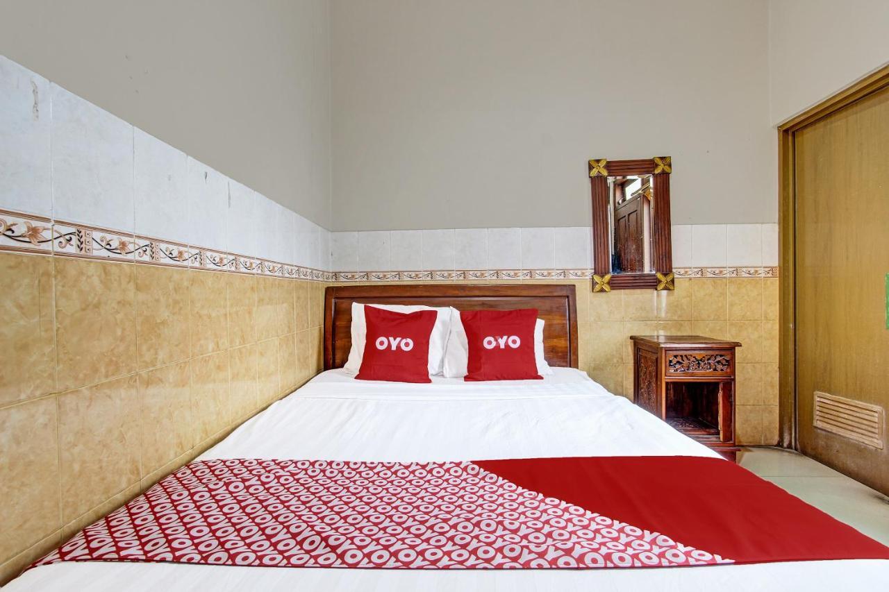 Oyo 91785 Hotel Srikandi Kalasan Yogyakarta Exterior foto